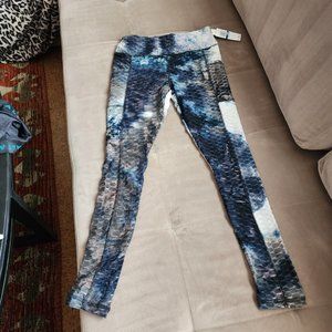 Ultra Flirt Texture PKT Leggings (Small)